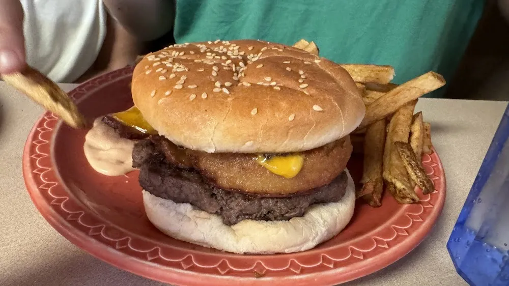 Cheeseburger Deluxe